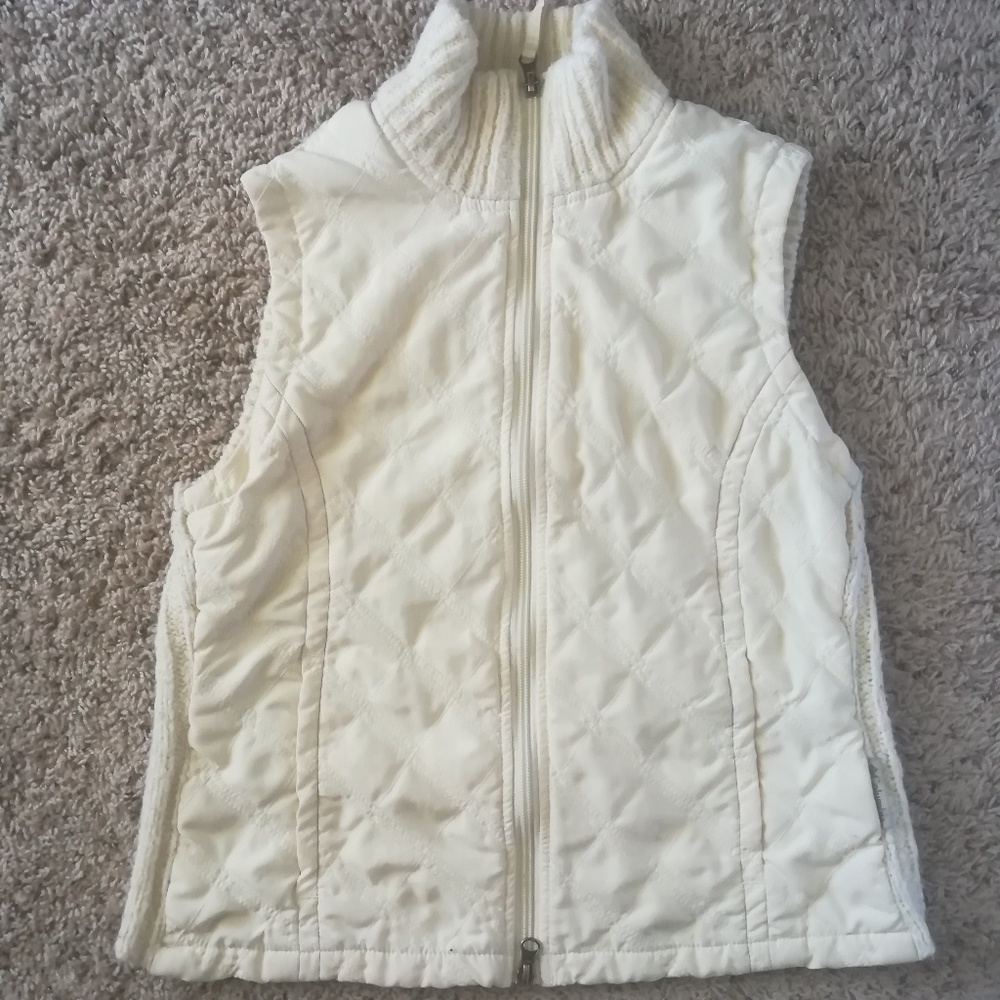 columbia white full zipper vest with sweater back